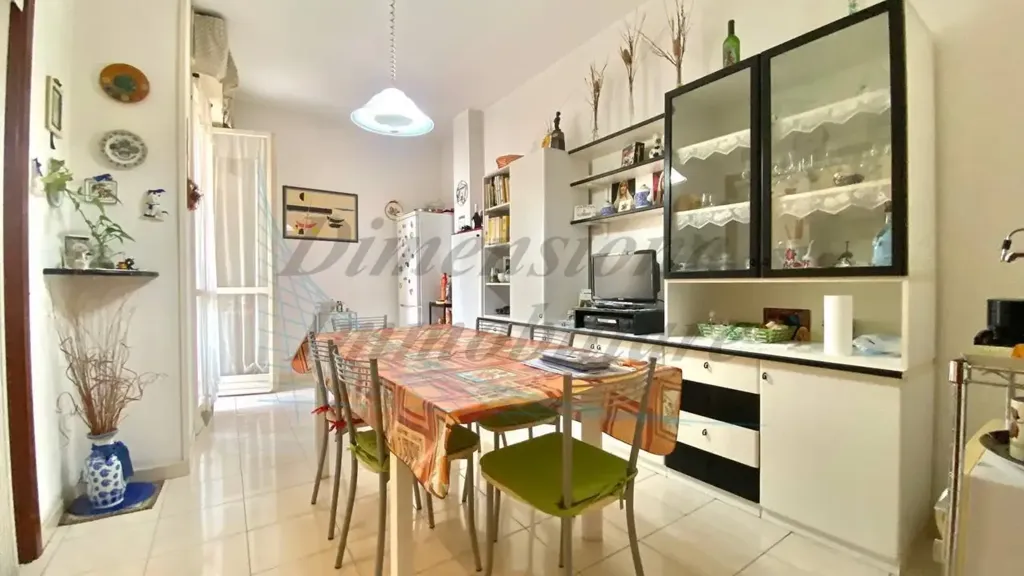 Salle à manger - Apartment with Sea View in Cecina