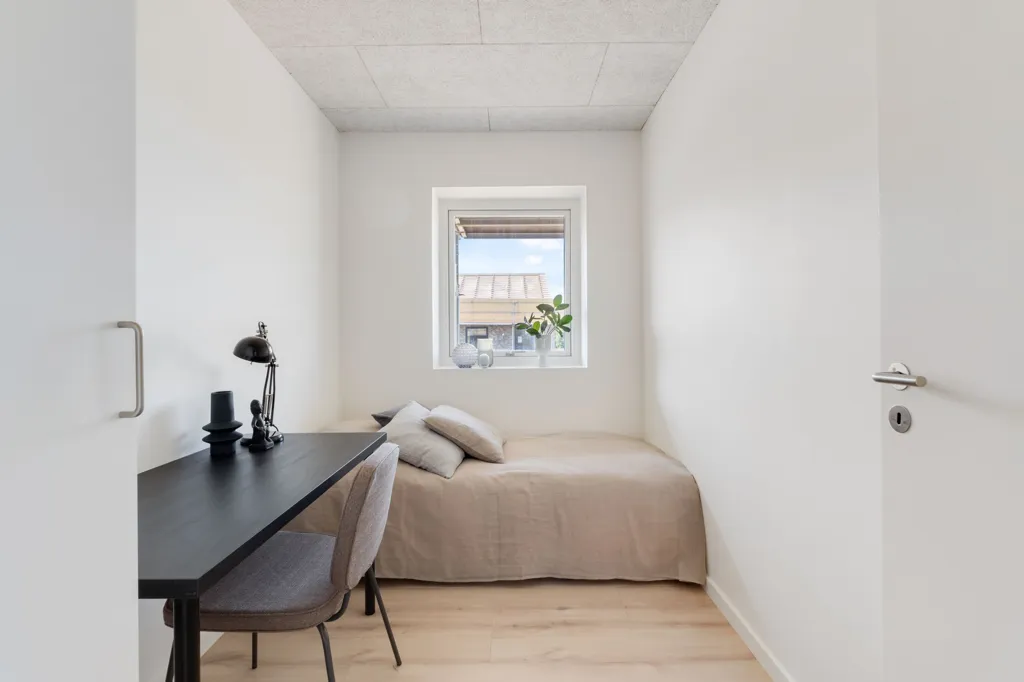 Kabinet - Modern Bungalow with Balcony in Slangerup