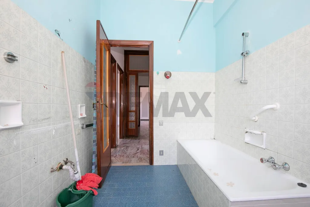 Vannitoad - Spacious Apartment with Terrace in Novi Ligure