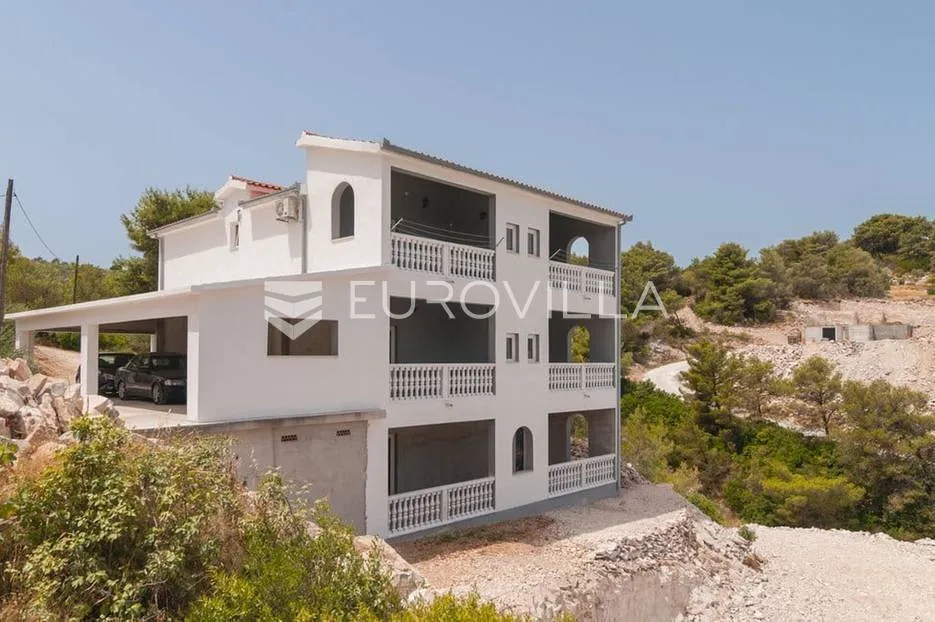Välivaade - House with Sea View in Brac, Splitska