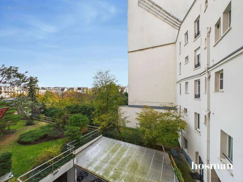Jardin - Studio avec Balcons et Ascenseur à Paris 18ᵉ