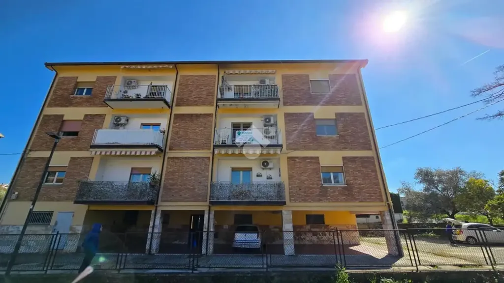 Esterno - Spacious Apartment with Balcony in Rende