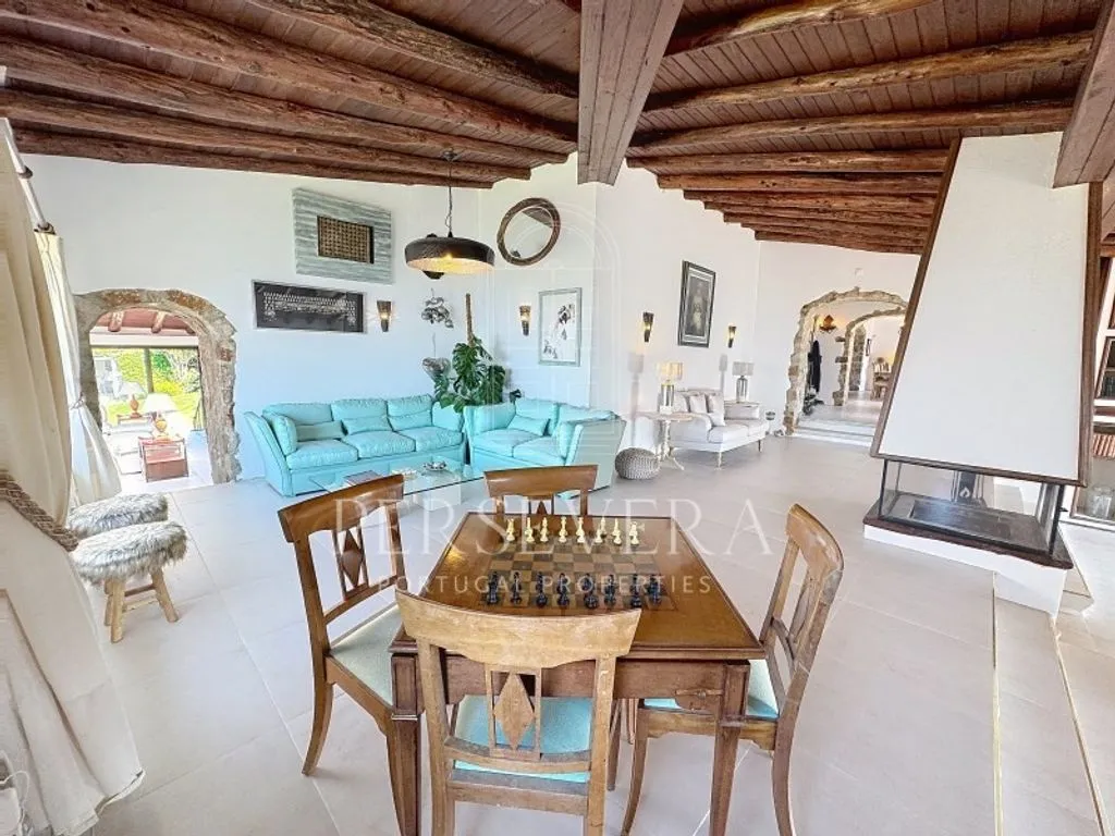 Söögituba - Villa with Ocean Views in Biscaia, Cascais