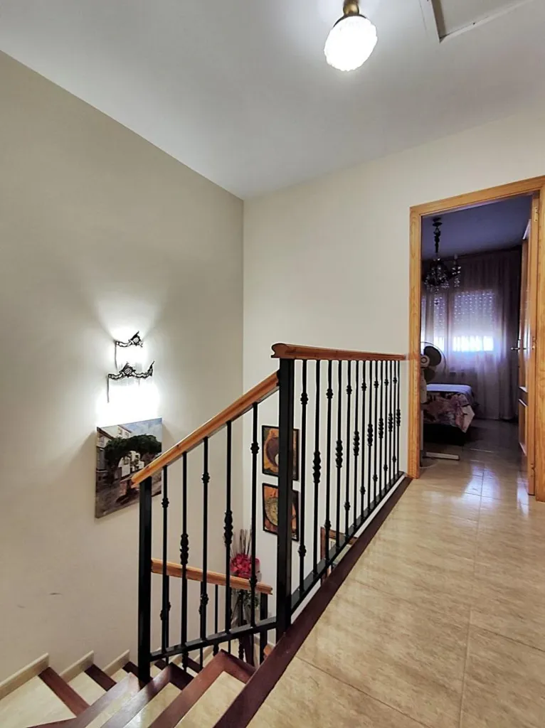 Toad - Detached Villa with Pool in Caspe