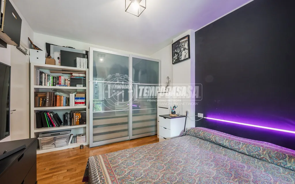Magamistoad - Two-Bedroom Apartment with Terrace in Milan