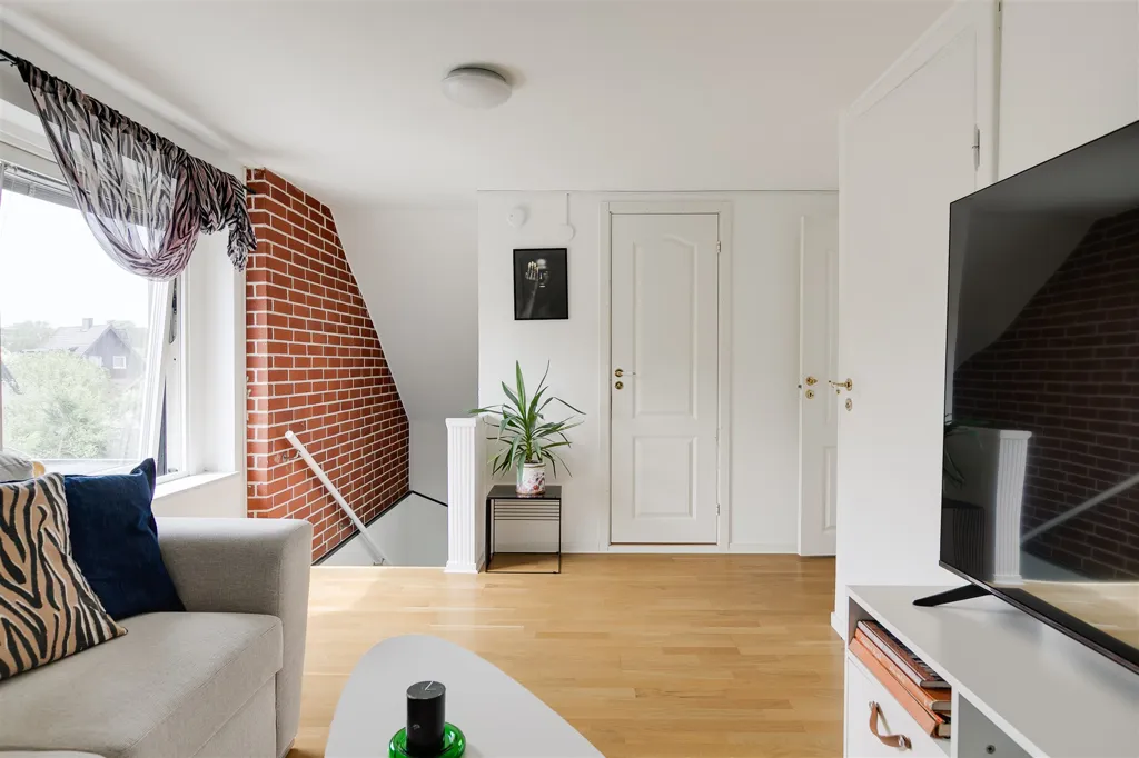 Living Room - Modernised Villa with Guesthouse in Malmö