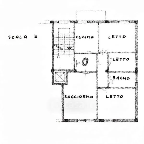 Apartment to Renovate with Balcony in Modena