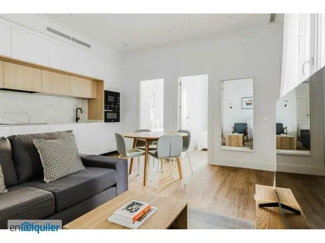 Séjour - Furnished Apartment in Chamberí, Madrid