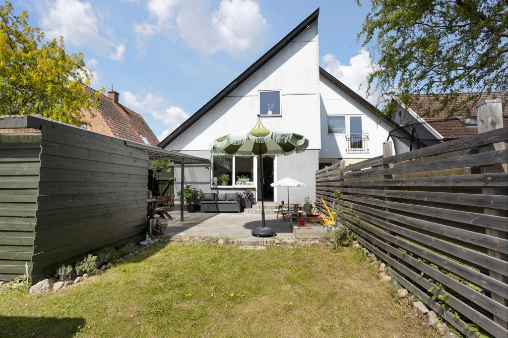 Aed - Townhouse with Garden in Hillerød Centre