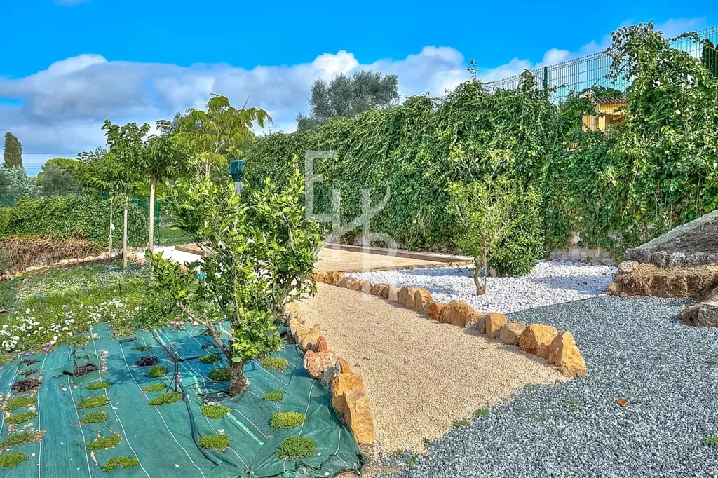 Aed - Villa with Pool in Mougins