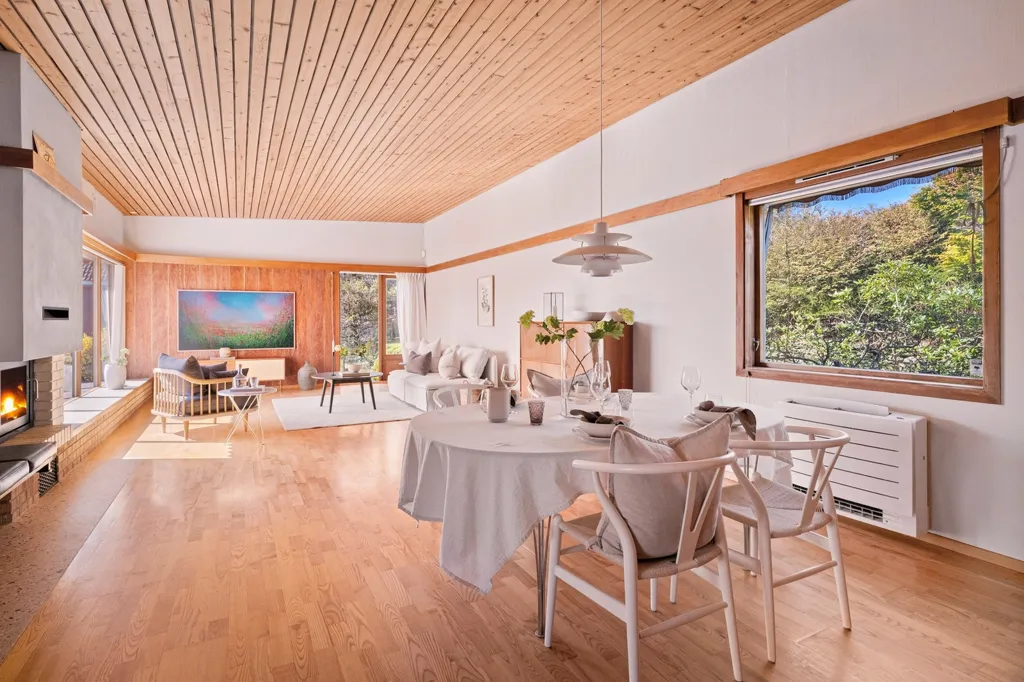 Salle à manger - Architect-Designed Villa with Seafront in Boganesstraen