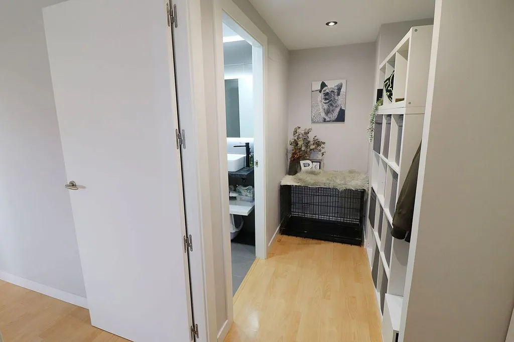 hallway_entrance