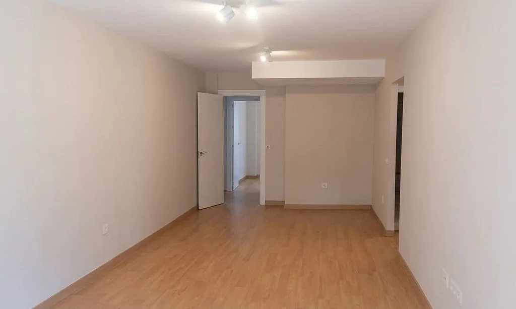 hallway_entrance