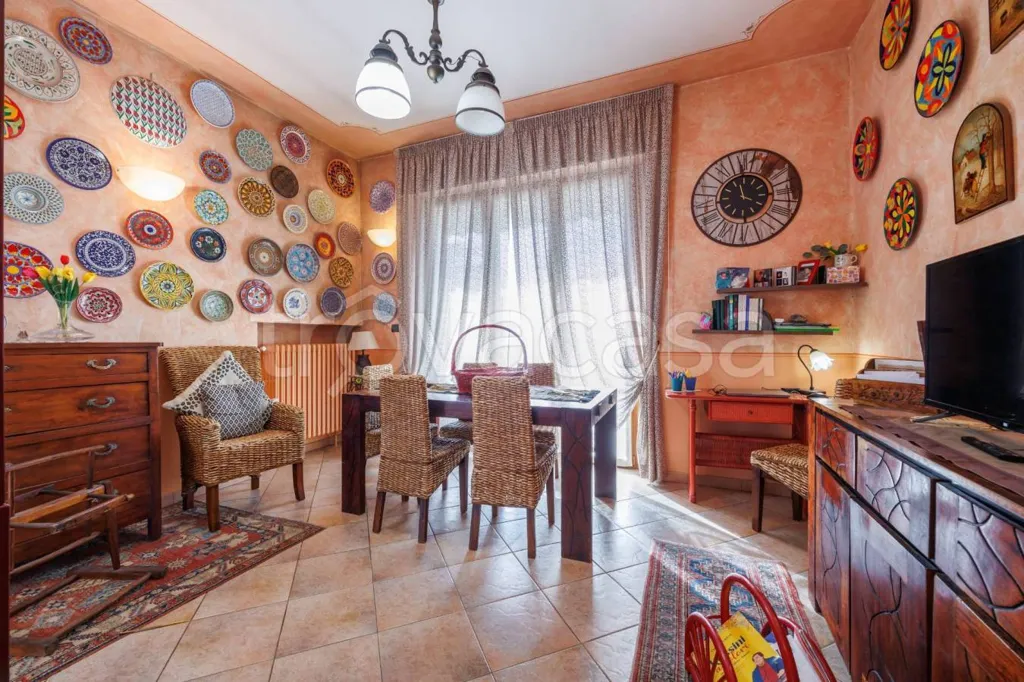 Söögituba - Villa with Private Garden in Trofarello