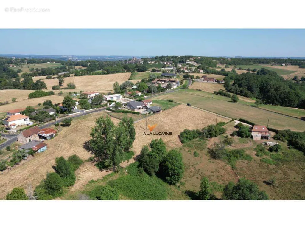 Vista aerea - 4.3 Hectare Land with Constructible Area in Badefols-d'Ans