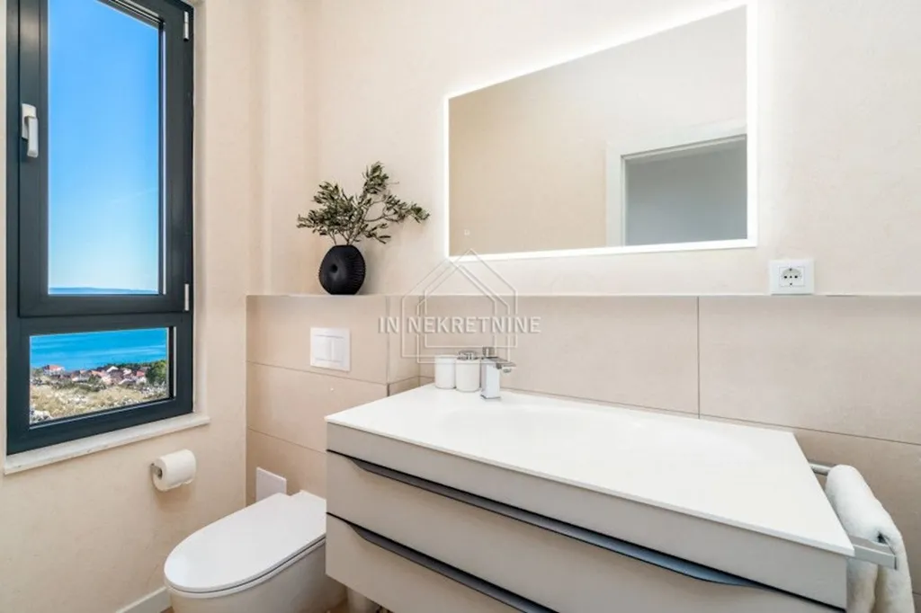 Salles de bain - Luxury Villa with Pool and Sea View