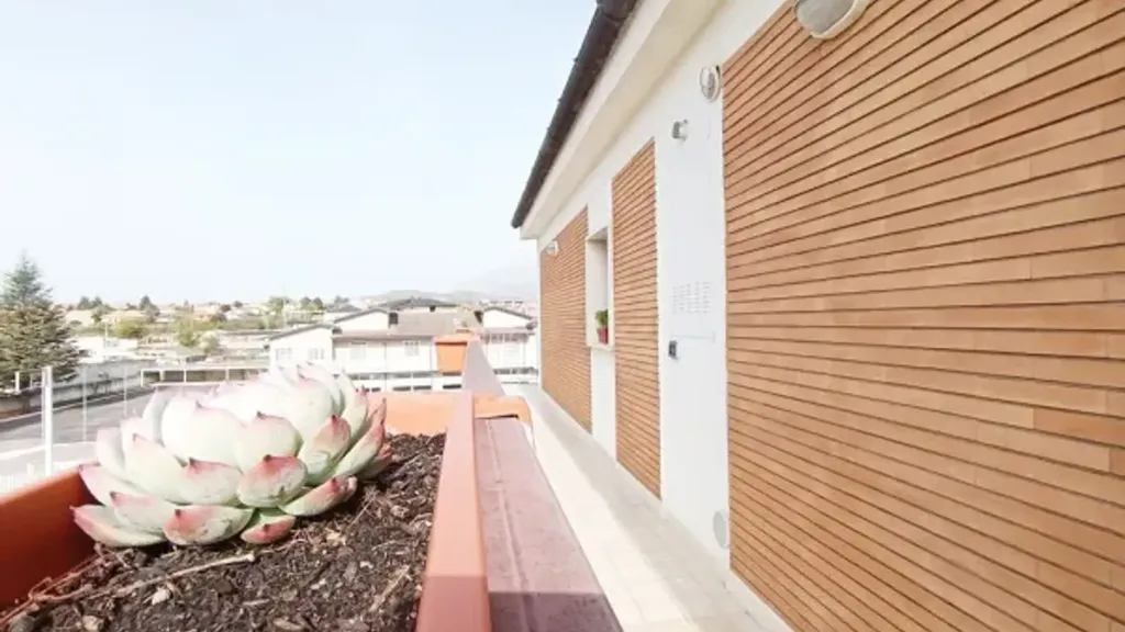 Balcony - Bright Apartment with Balcony in Avezzano