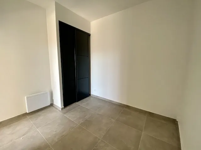 Pièces - Appartement Rénové au Calme à la Loubière