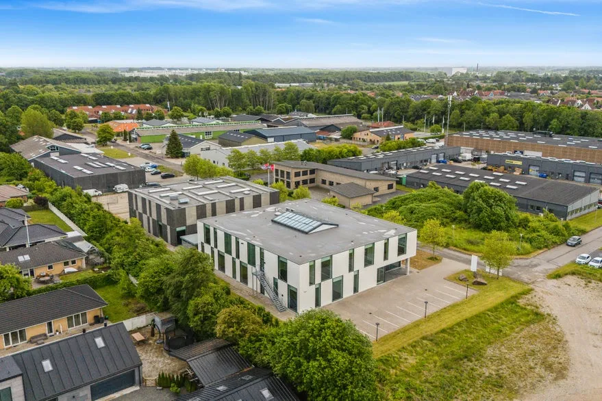 Vue aérienne - Modern Office with Atrium in Odense