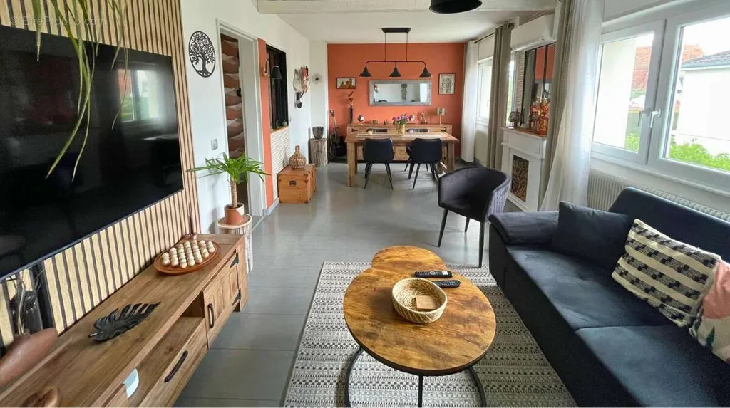Elutuba - Renovated Bungalow with Parking in Pulversheim