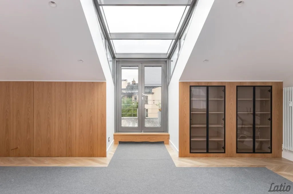 Toad - Renovated Jugendstil Flat in Riga Centre
