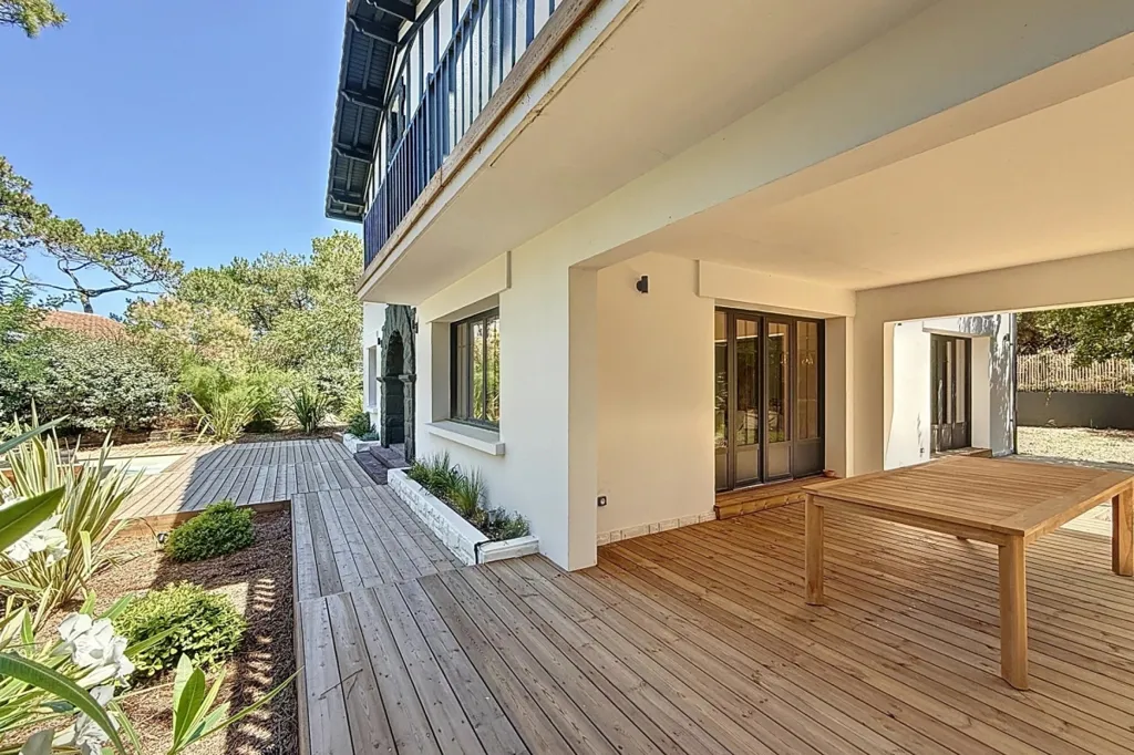 Terrace - Fully Renovated Villa with Pool near Cap Ferret