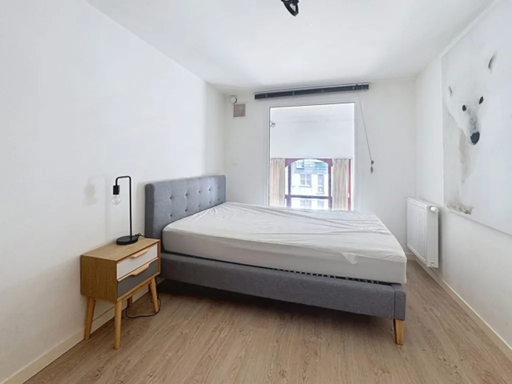Camere da letto - Duplex with High Ceilings near Squares District