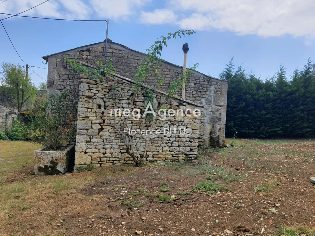 Esterno - Renovated Charentaise with Dependencies in Saint-Savinien