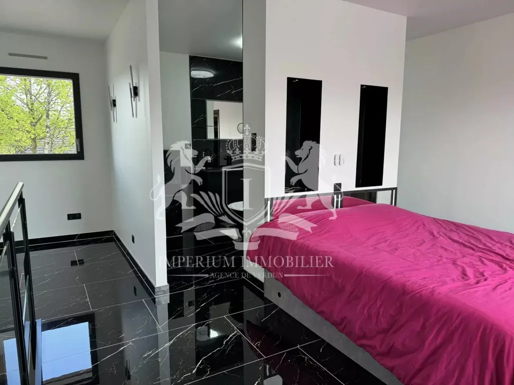 Magamistoad - Contemporary Villa with Pool in Verdun