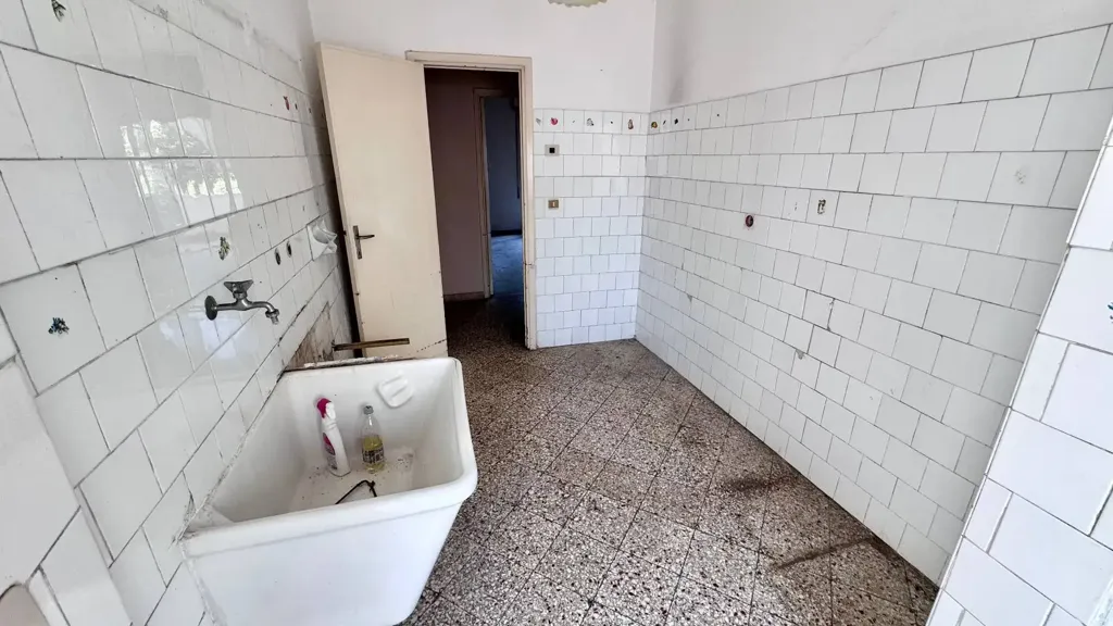 Salles de bain - 4-Bed Apartment with Balcony in Palermo
