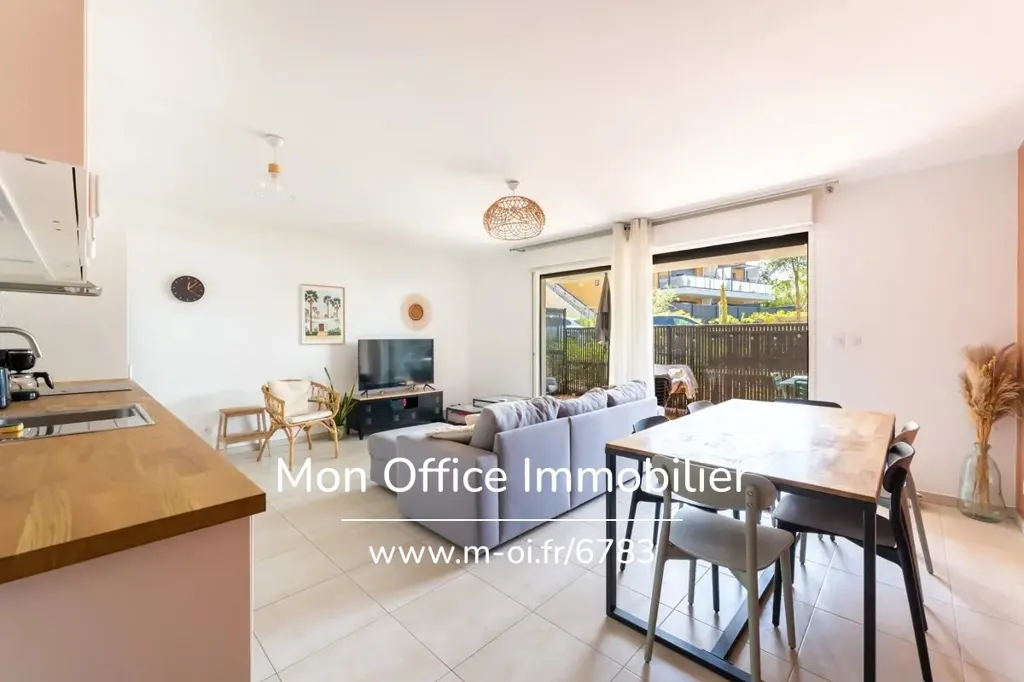 Köök - Modern Apartment with Terrace in Eguilles