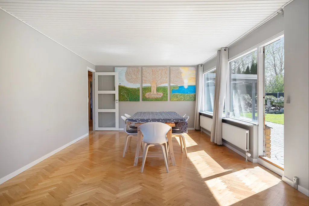 Salle à manger - Fenced Villa with Garden in Hillerød