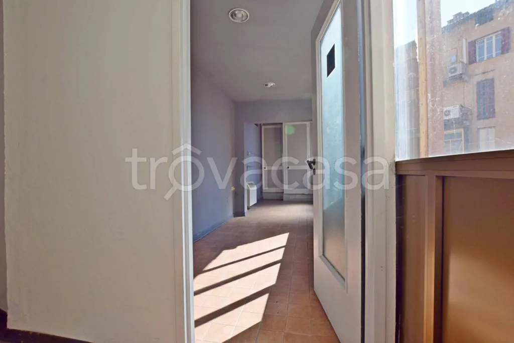 Entrée - Commercial Property with Balcony in Mondovì