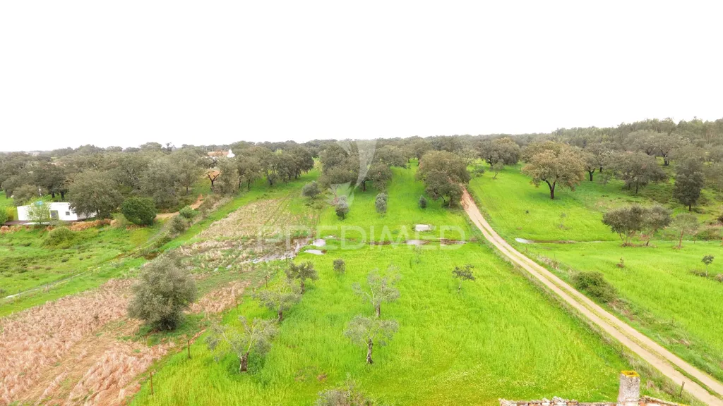Vista aerea - Rustic Land with Barrage View in Alentejo