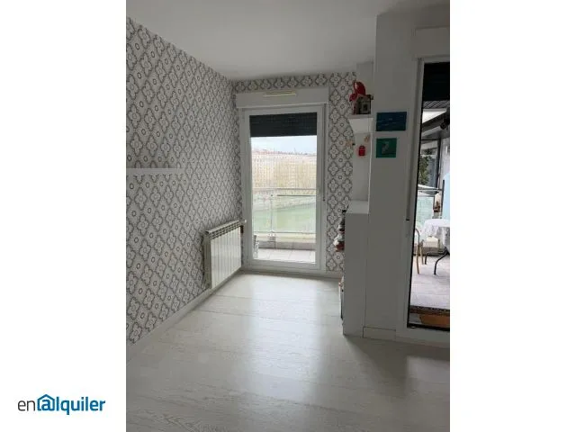 Hallway - Furnished Apartment with River View in Donostia