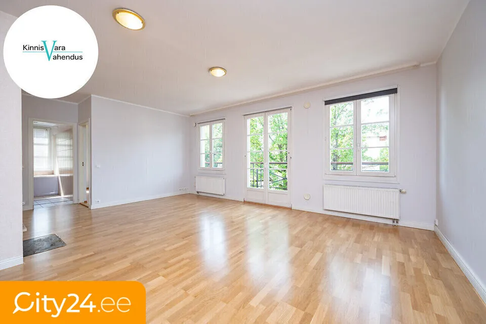 Soggiorno - Apartment with Balcony in Kesklinna, Tallinn