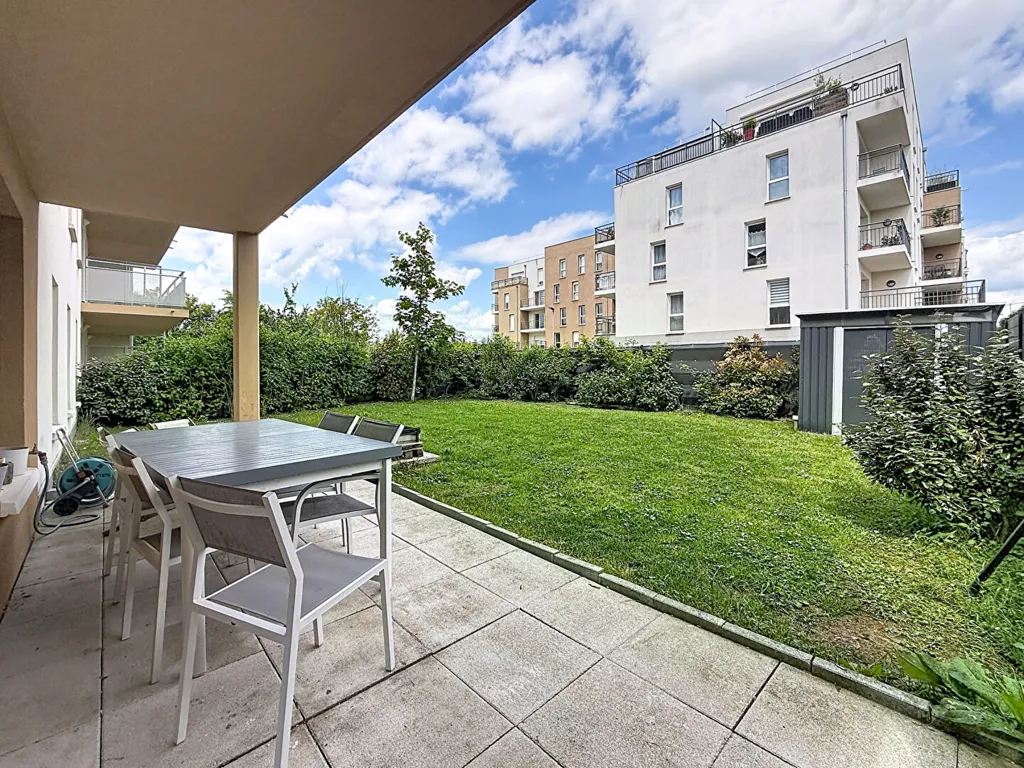 Jardin - Appartement PMR avec Jardin à Lucé