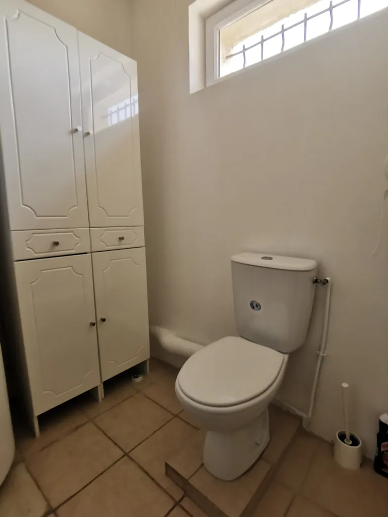 Salles de bain - Propriété avec 4 Gîtes et Piscine à Béziers