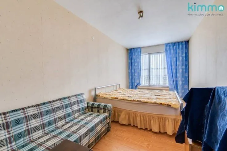 Flat with Terrace in Central Charleroi