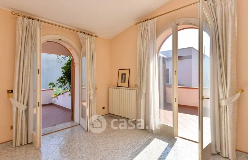 Terrazza - Modern Villa with Garden in Torricella