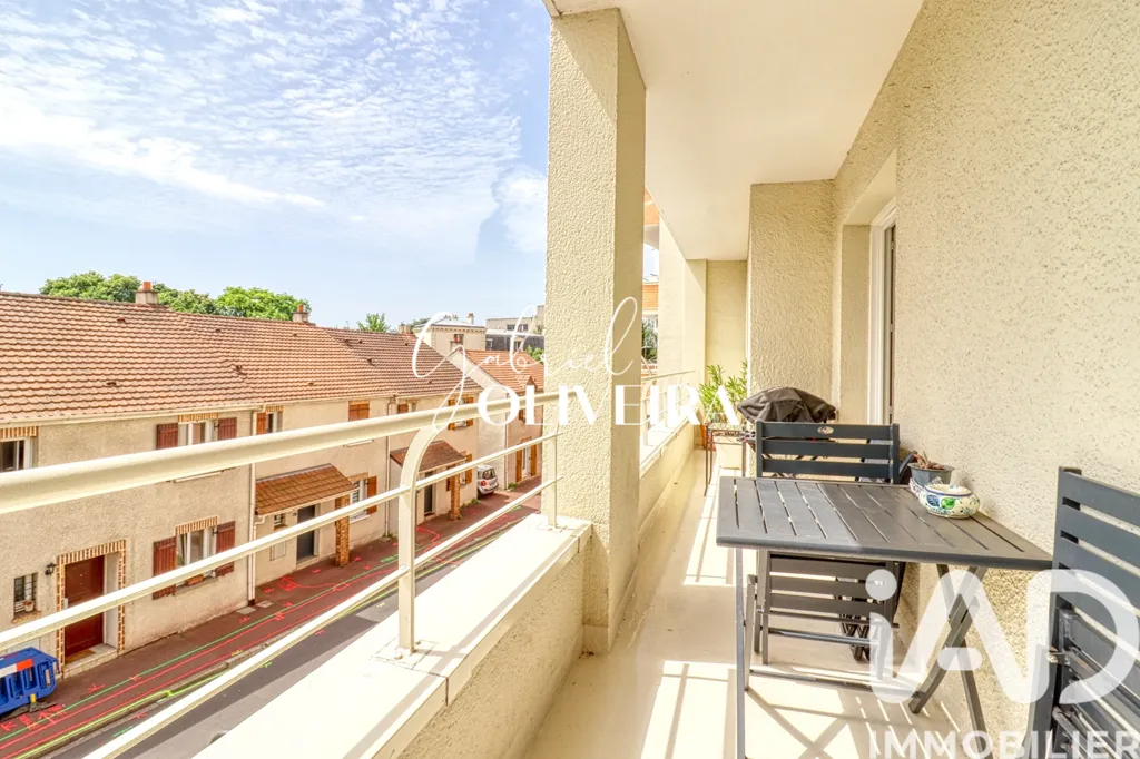Balcony - 4-Piece Flat with Balcony in Eaubonne Centre