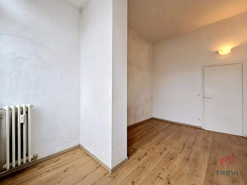 Pièces - Appartement Lumineux à Schaerbeek, Proche des Commodités