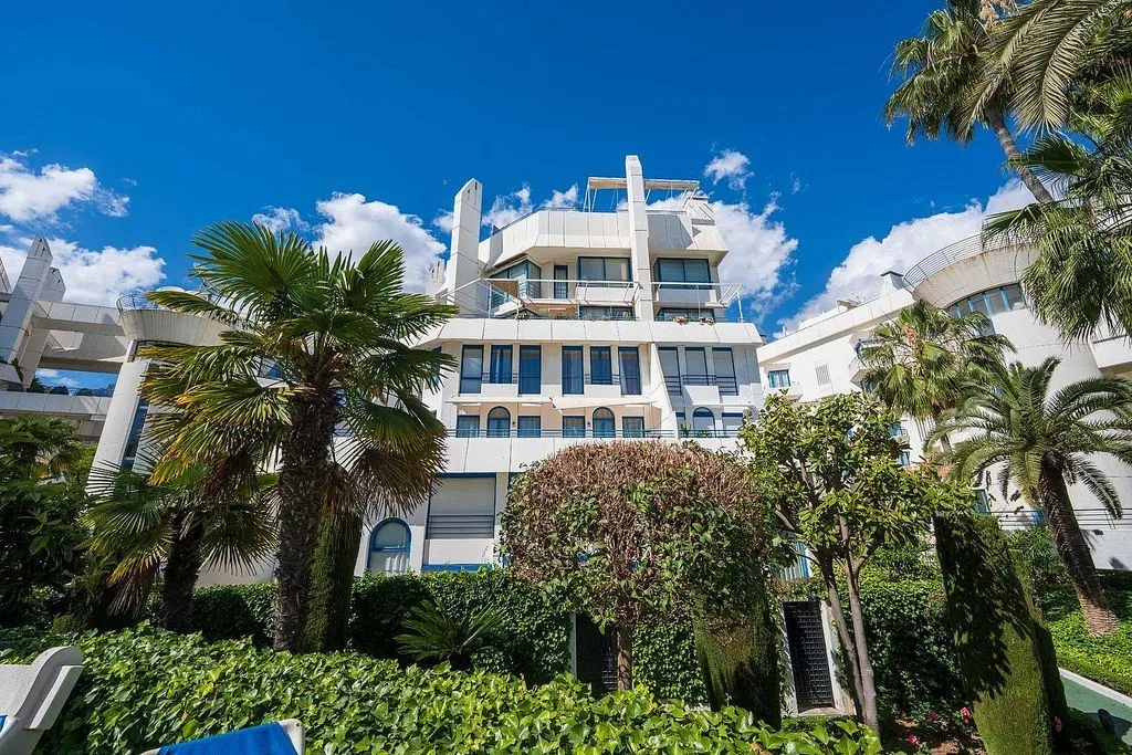 Välivaade - Duplex Penthouse with Pool in Marbella