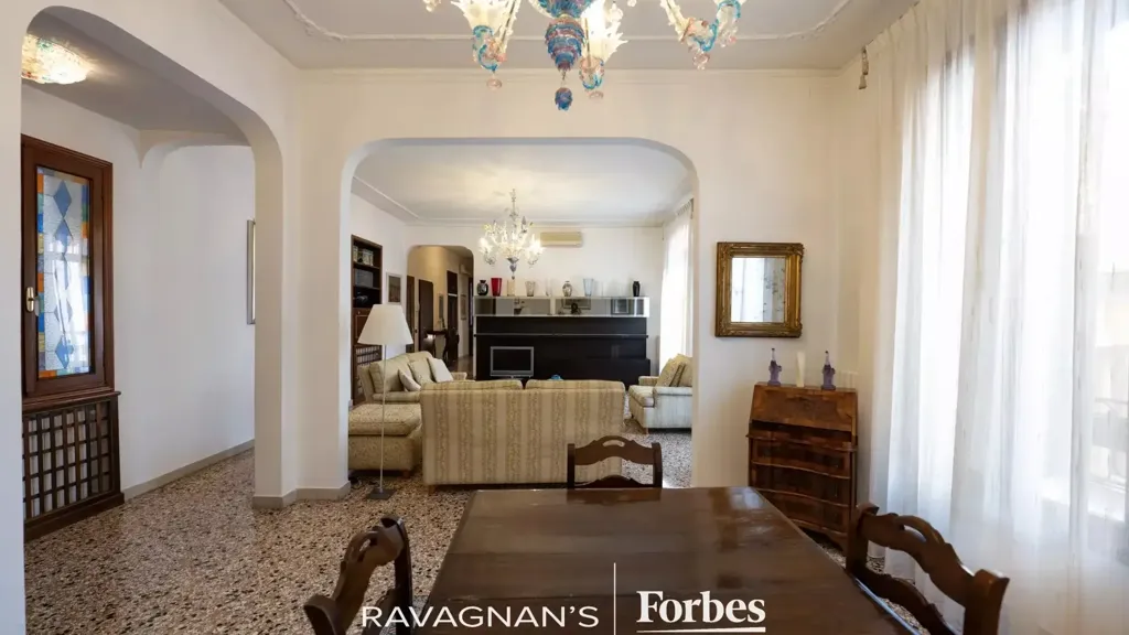 Söögituba - Canal-Front Apartment in Venice