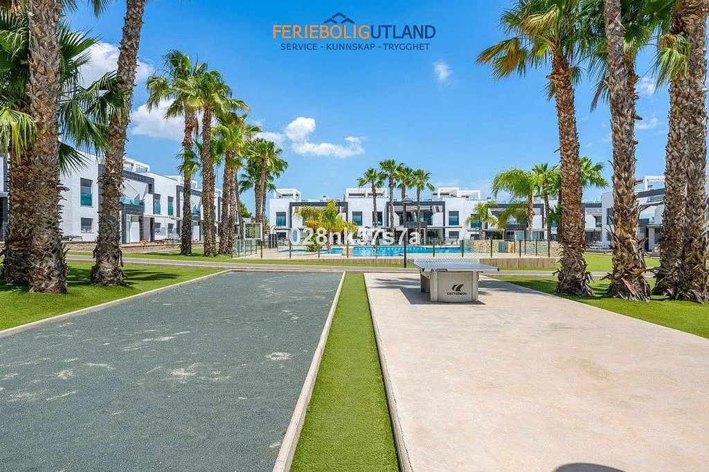 Jardin - T2 Apartment with Pool in Cabo Roig
