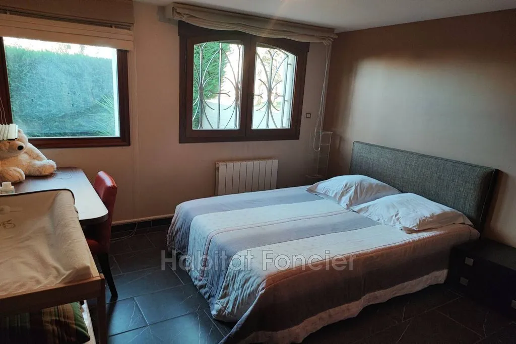 Bedrooms - South-Facing House with Pool in Saint-Cyprien