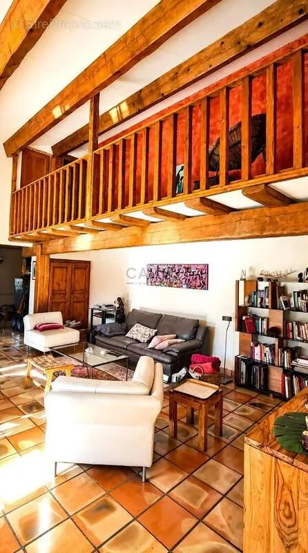 Elutuba - Languedoc Villa with Pool in Agde