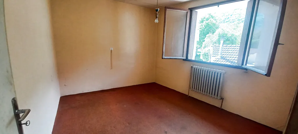 Pièces - Maison de Village à Rénover avec Sous-Sol à Claix