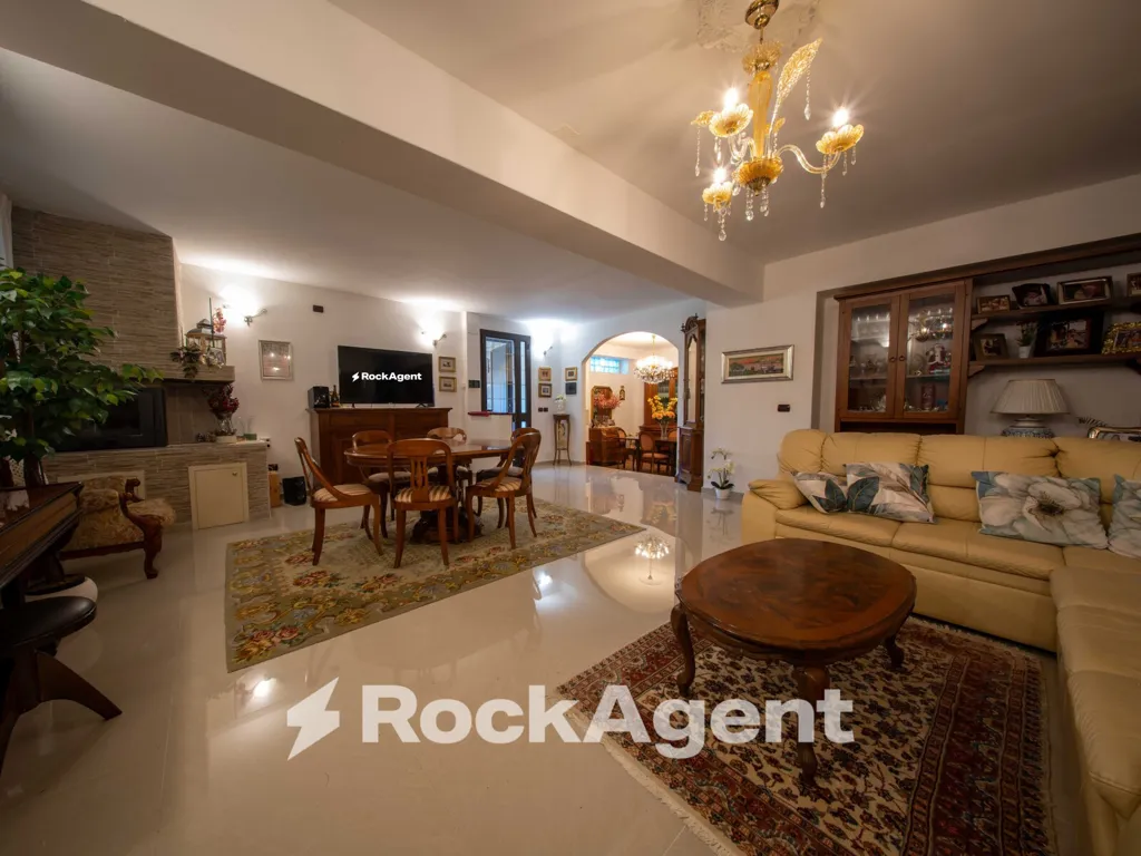 Elutuba - Luxury Villa with Pool in Sassari, Sardinia