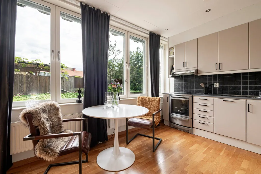 Söögituba - City Centre Flat with Terrace in Stockholm